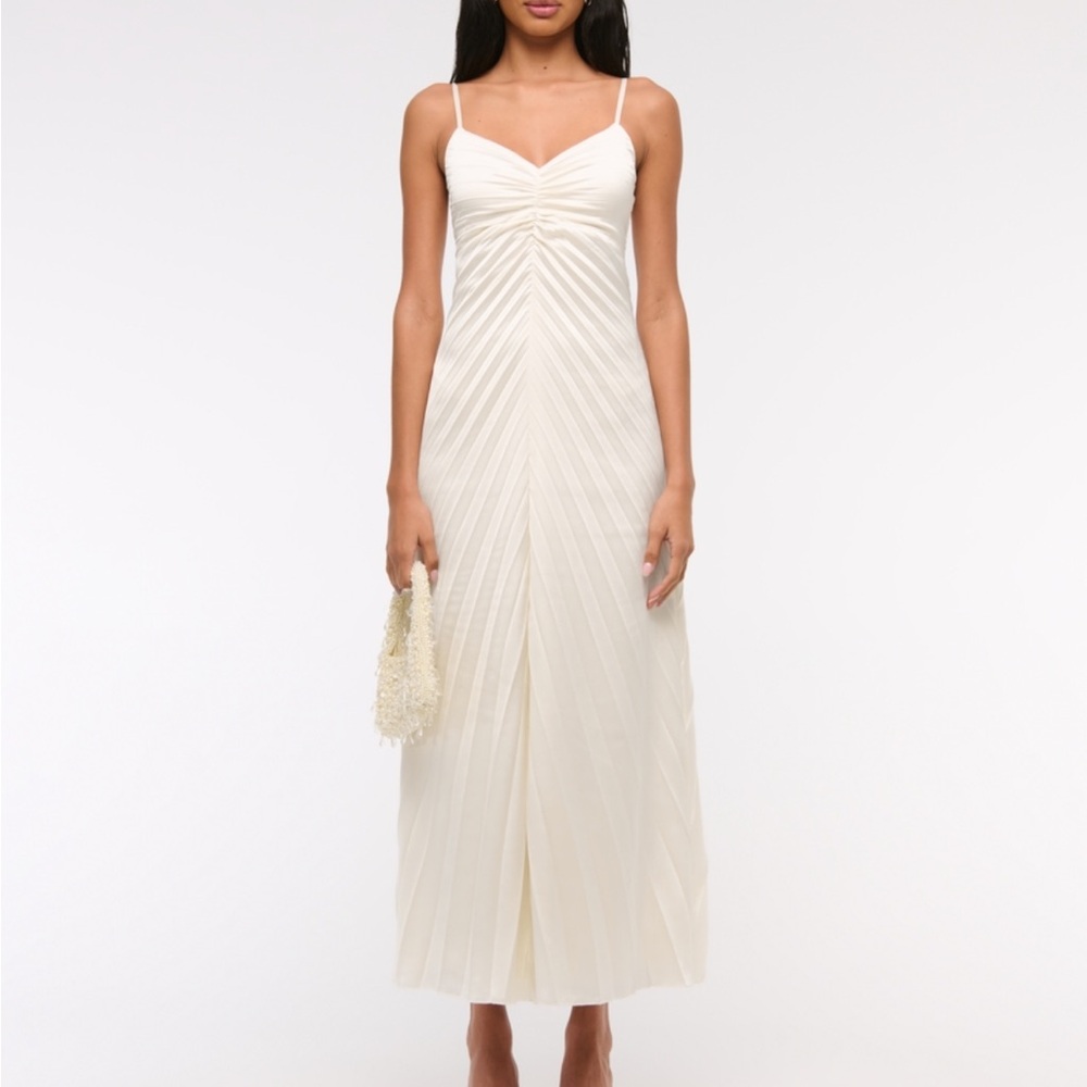 Abercrombie & Fitch Cream Sunburst Pleated Maxi Dress